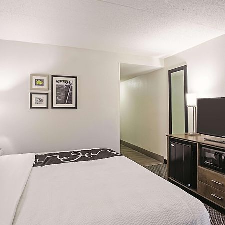 La Quinta By Wyndham Baltimore N / White Marsh Exteriör bild