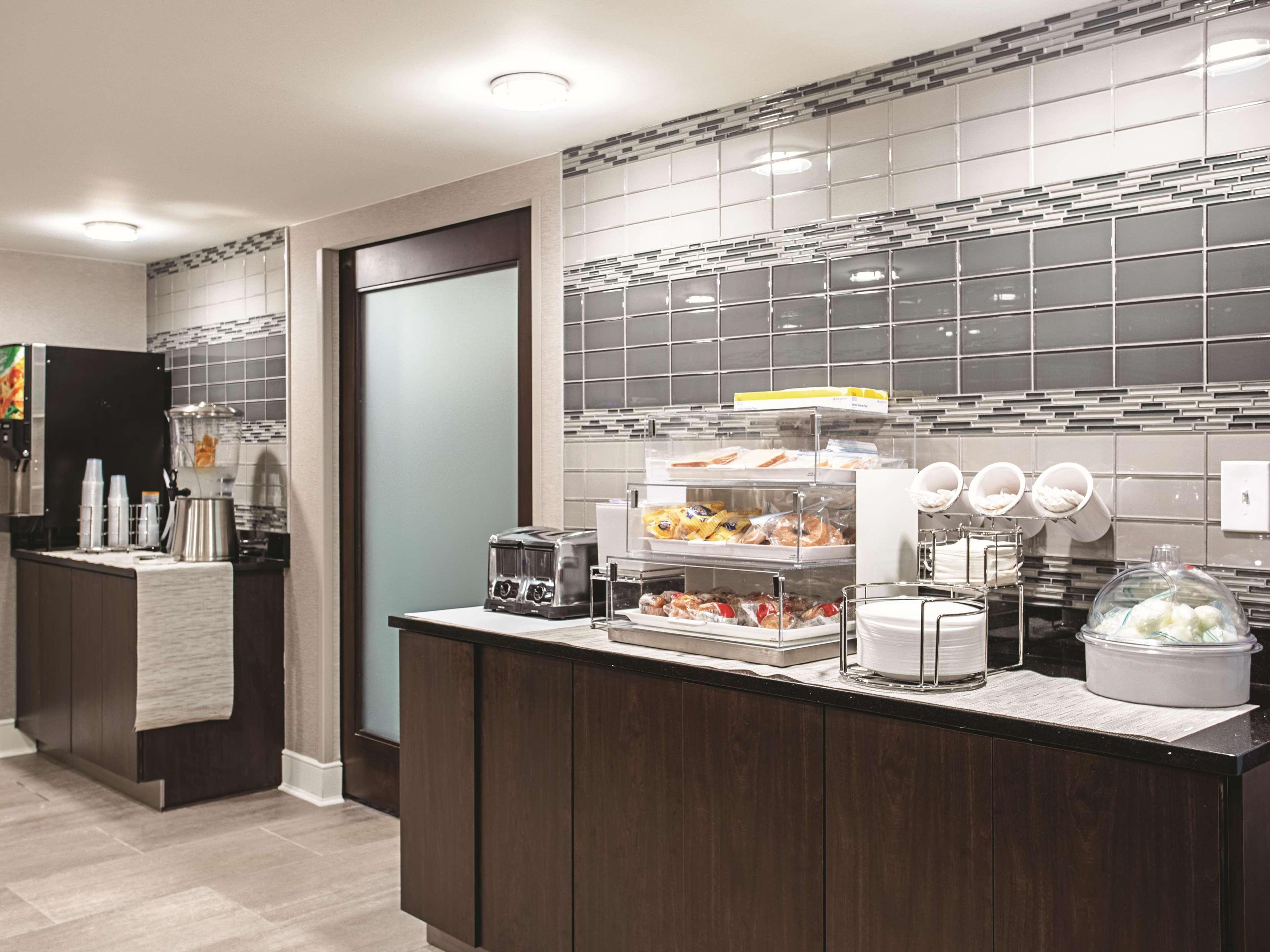La Quinta By Wyndham Baltimore N / White Marsh Exteriör bild