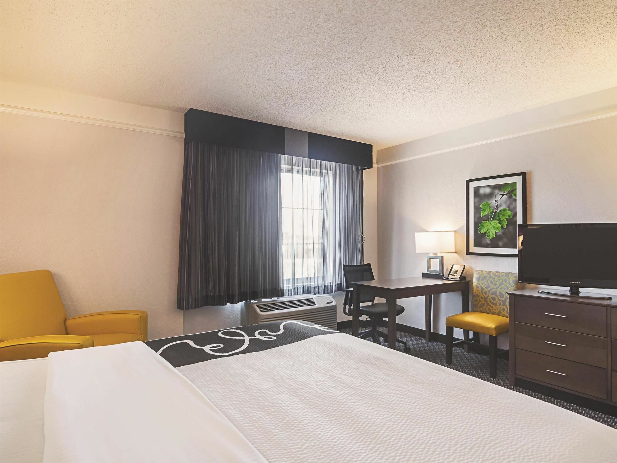 La Quinta By Wyndham Baltimore N / White Marsh Exteriör bild